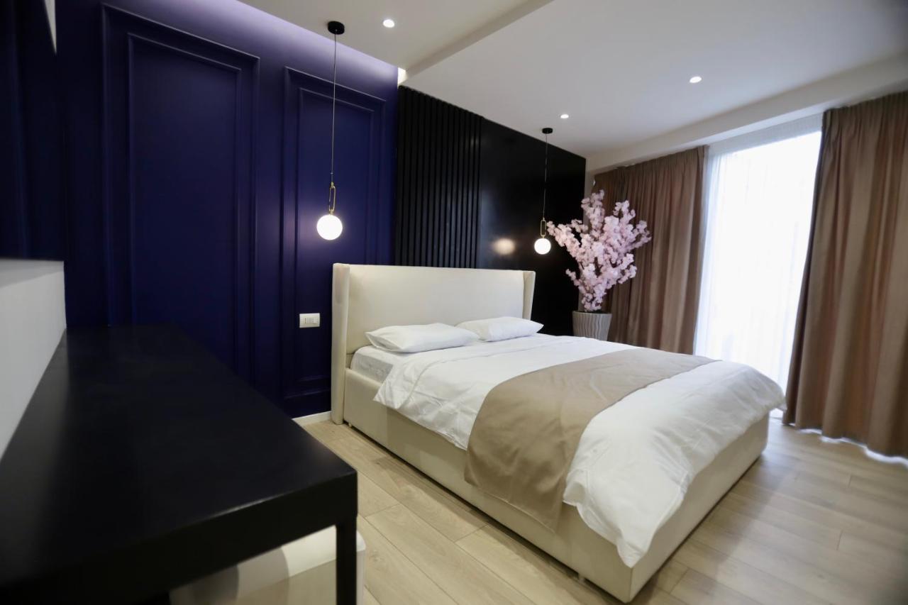 La Grand - New Bazaar Apartment Tirana Exterior photo